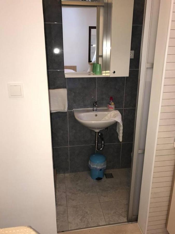 Apartments Aniko Saric Tučepi エクステリア 写真